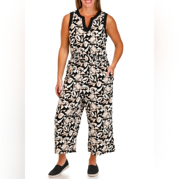 Luxology Pants - Luxology Womens Sleeveless Print Jumpsuit Size: 3X